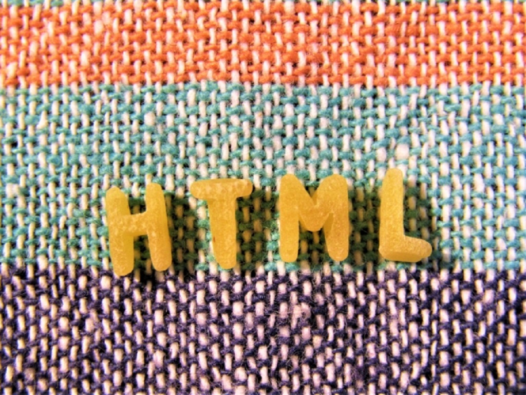 Read more about the article 「HTML」ってなに？初心者向けに解説！